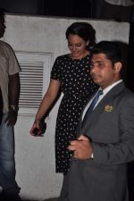 Sonakshi Sinha snapped at Royalty party in Mumbai on 9th Dec 2012 (14).JPG